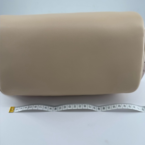 Coach Pillow Tabby 26 Shoulder Bag With Plush Padded Nappa Leather Cream NWT - Picture 7 of 17